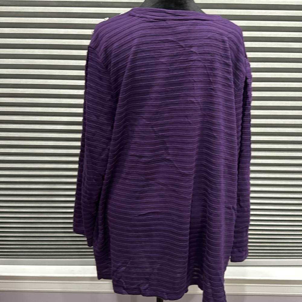 Sweatshirt - Picture 3 of 6